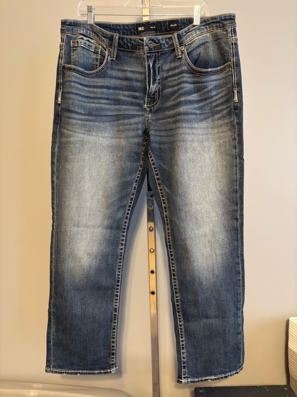 Buckle BKE Jeans Mens 36x30 Blue Denim Nolan Stitch Whisker Straight Distressed